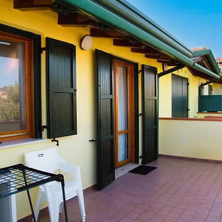 아파트 Bright With Two Lovely Terraces *