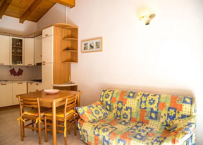 Bright With Two Lovely Terraces Apartament