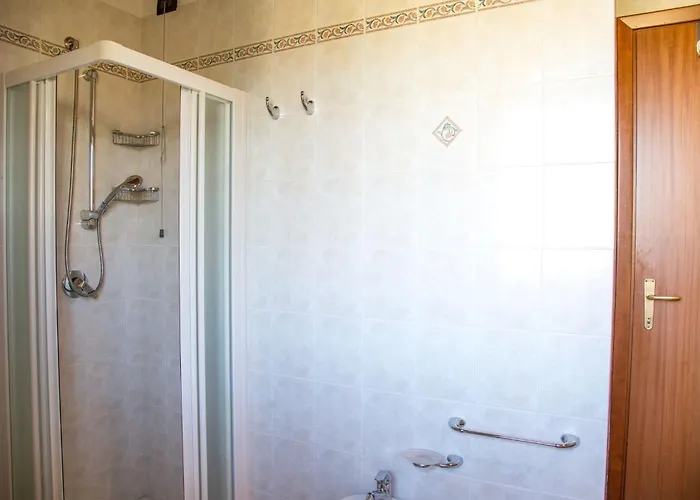 Bright With Two Lovely Terraces Apartament